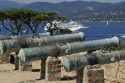 Cte d'Azur - Saint Tropez, Kanonen