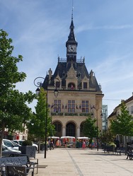 Rathaus in la Fert-sous-Jouarre