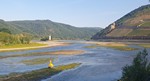 Wallonie 2026, M�useturm/Bingen bei Niedrigwasser