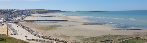 Wallonie 2026, Blick auf den Strand von Wimereux von Norden